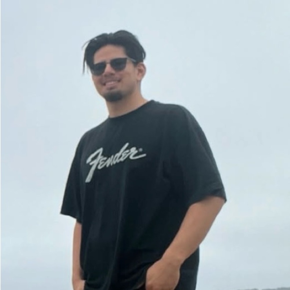 Meet your Posher, Luis